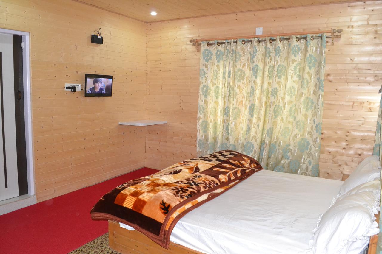 Hotel Grg Residency Srīnagar Eksteriør billede